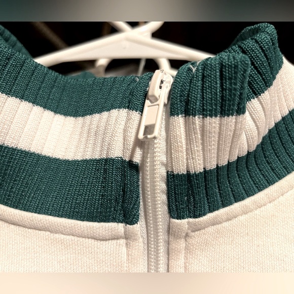 Netflix Stranger Things | Official Hawkins School Full Zip Sweater | XL | Rad!! - Picture 10 of 11